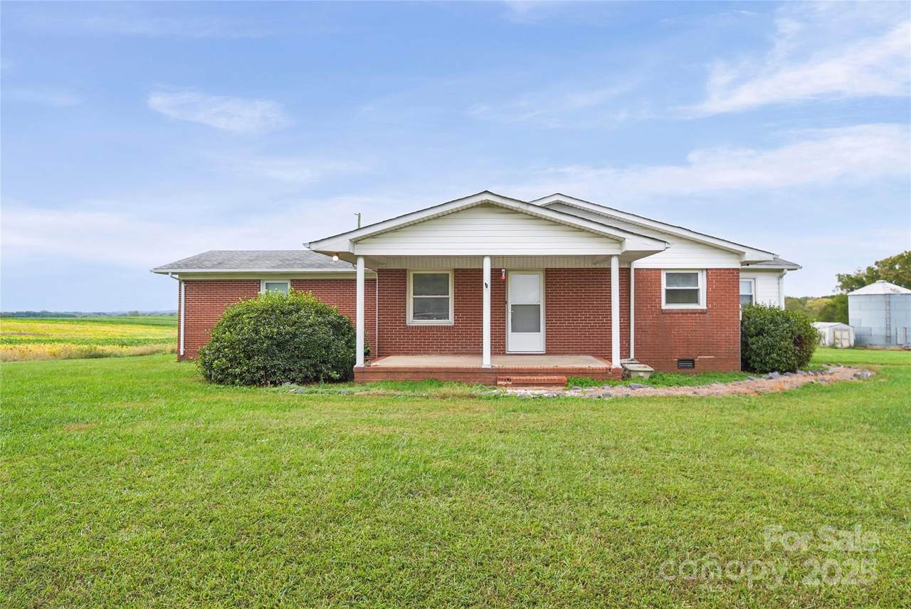 3606 Camden Road - Photo 1