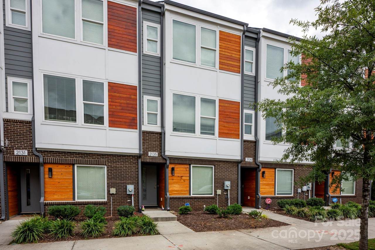 2135 Bryant Park Drive - Photo 1