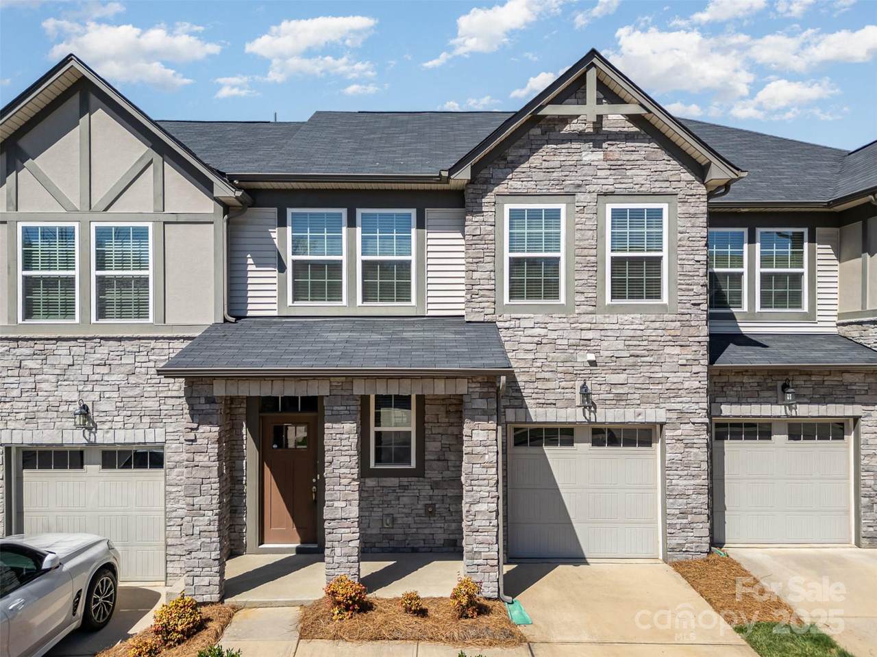 9320 Glenburn Lane - Photo 1