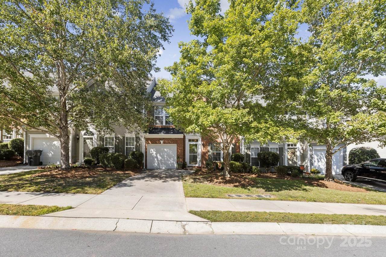 6037 Queens Walk Court - Photo 1