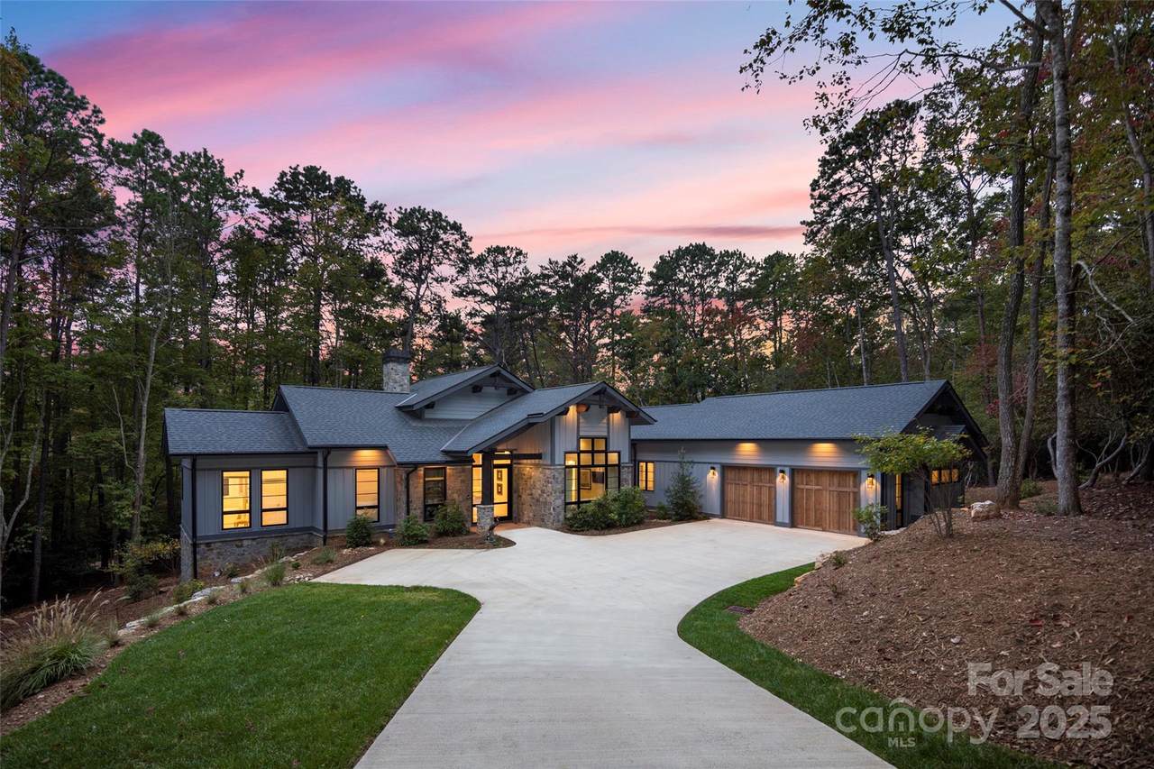 1565 Country View Way - Photo 1