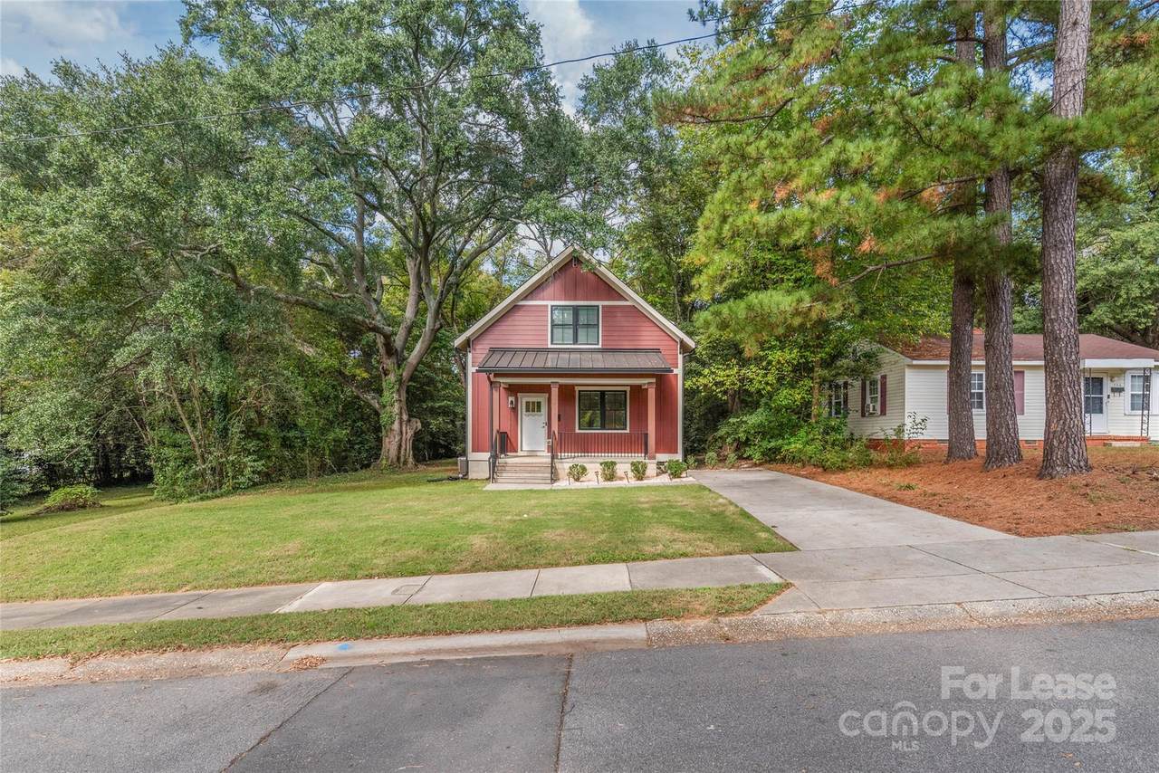 712 Seldon Drive - Photo 1