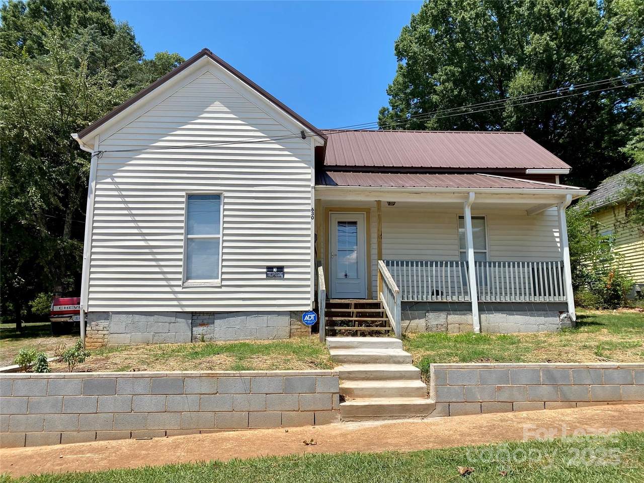 630 Armfield Street - Photo 1