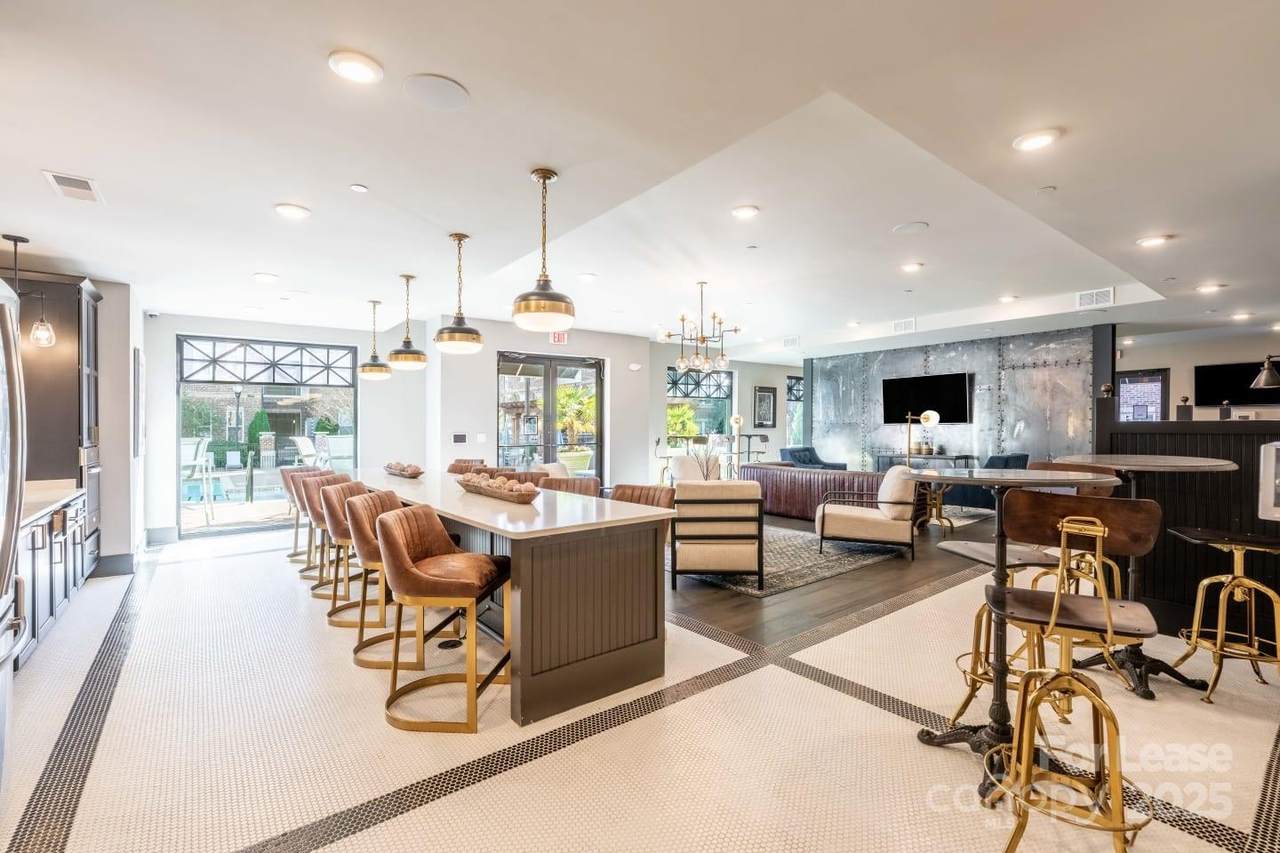 22415 Market Street - Photo 1