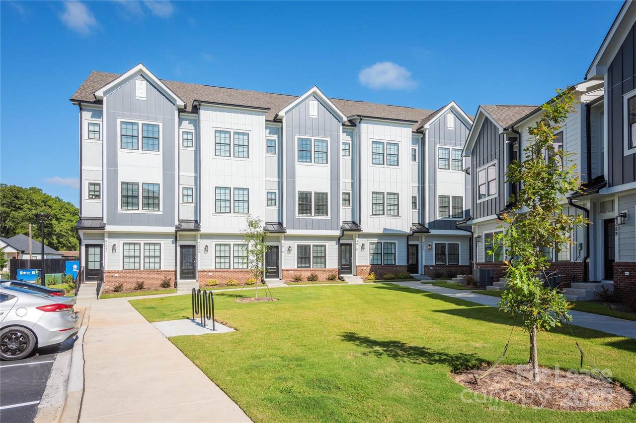 2113 Zephyr Wind Way - Photo 1