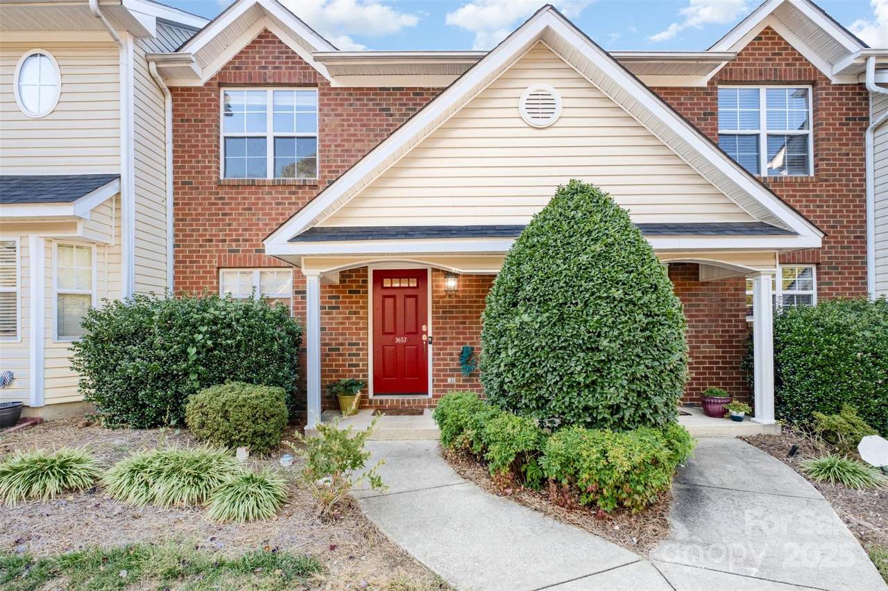 3657 Melrose Cottage Drive - Photo 1