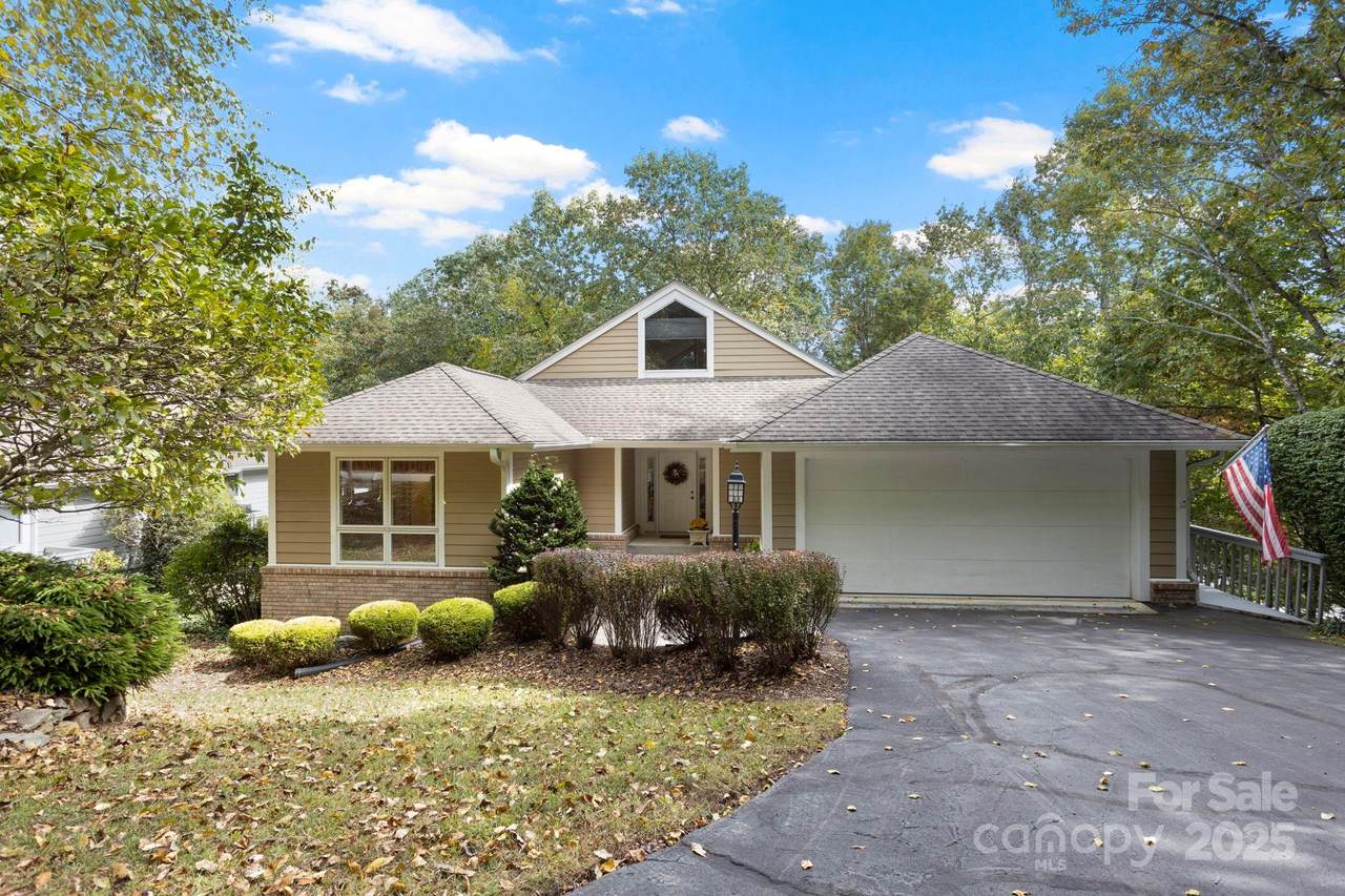 320 Dawnbrook Drive - Photo 1