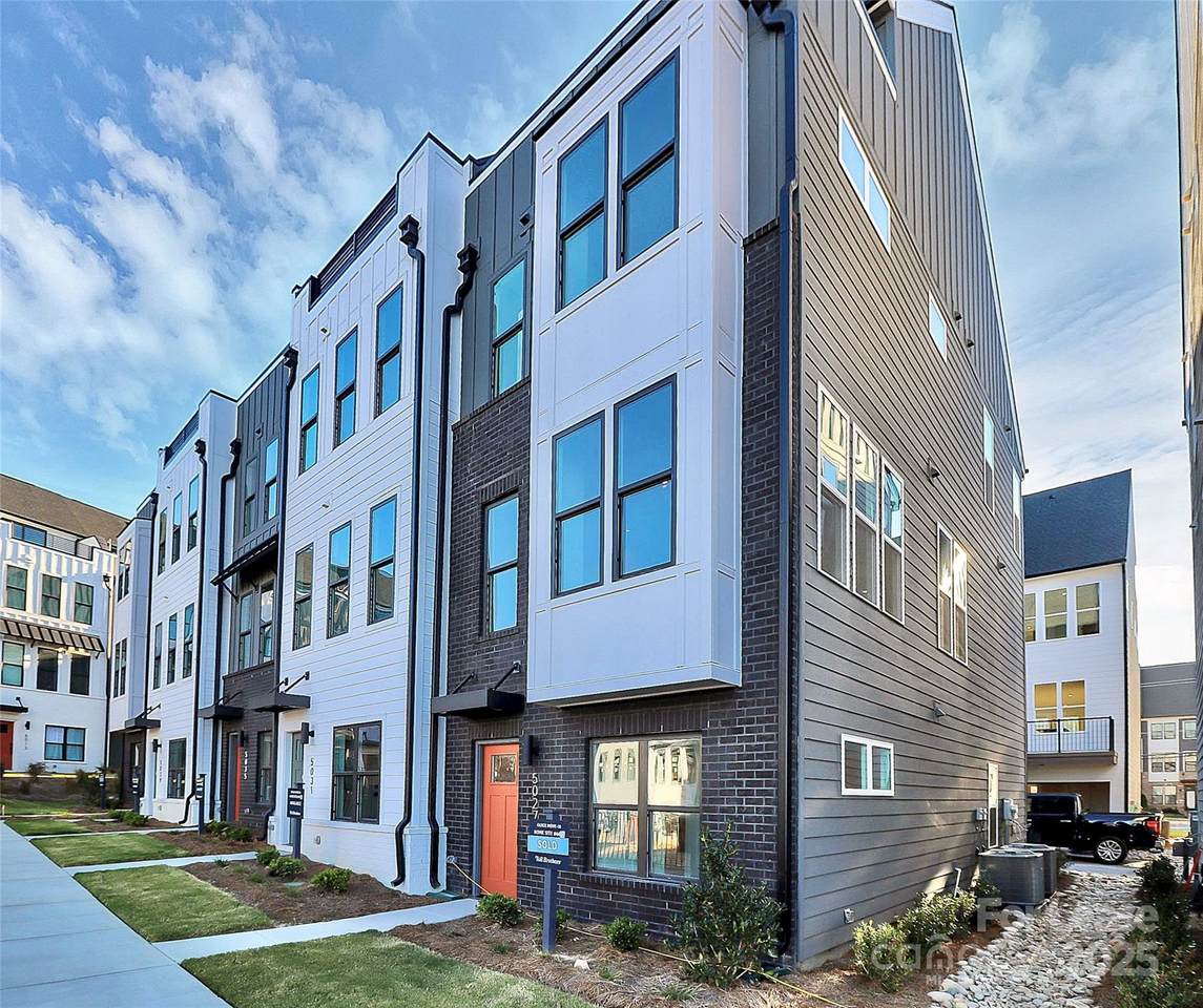 5027 Duchess Drive - Photo 1