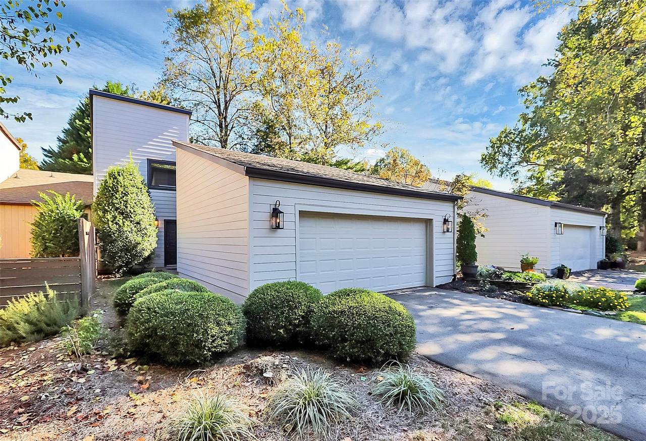 4005 Ivystone Court - Photo 1