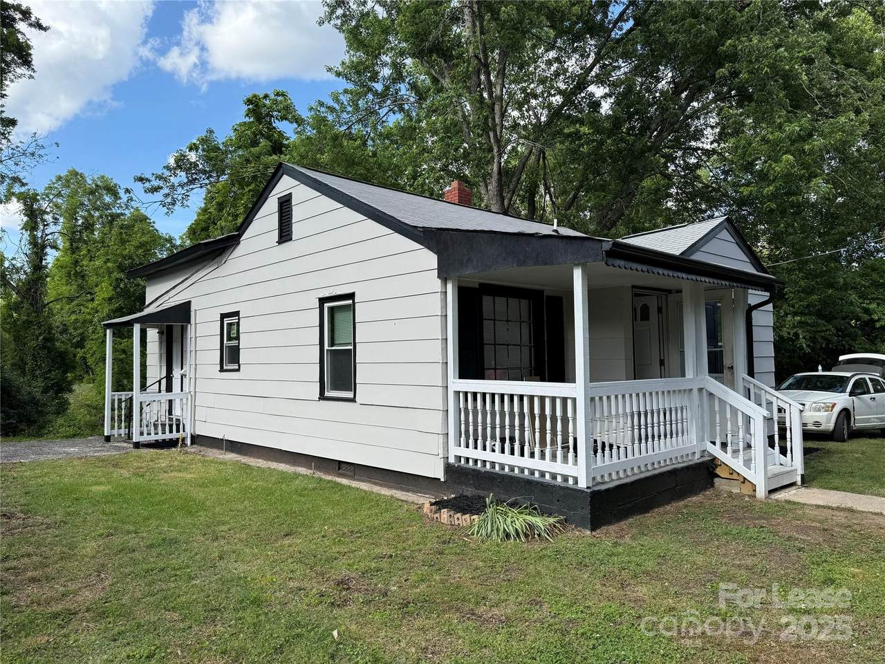 2126 6th Avenue - Photo 1