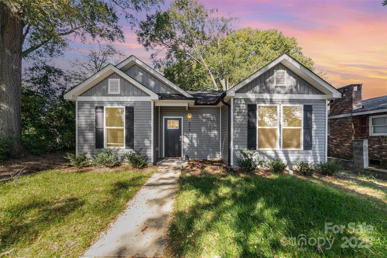 204 Page Avenue - Photo 1