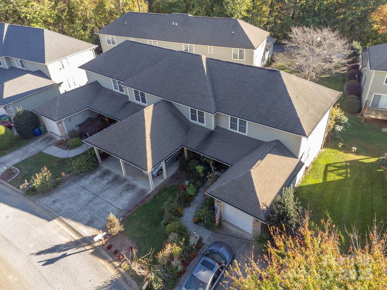 16 Aberdeen Drive - Photo 1