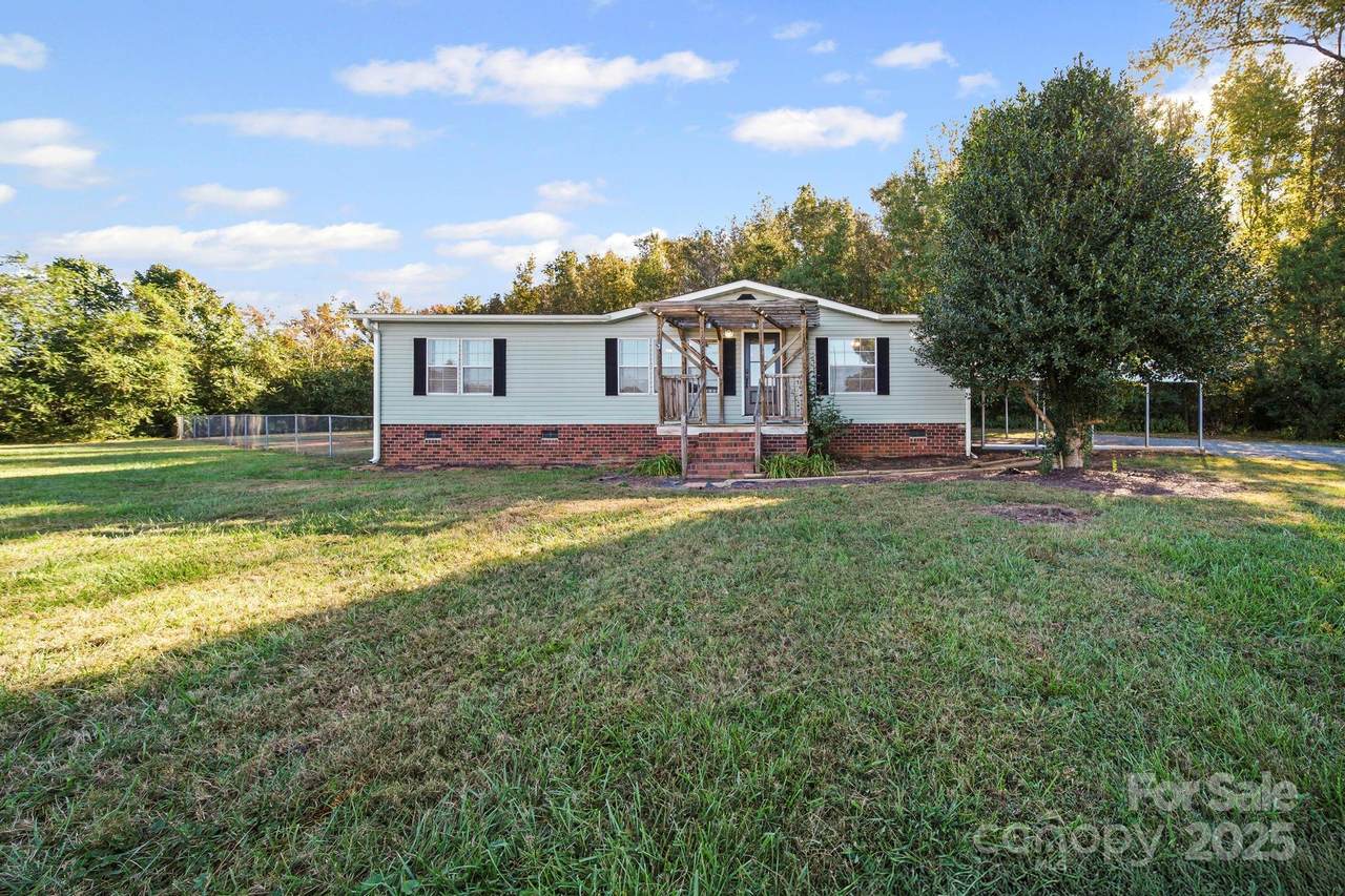 40149 Eagle Head Court - Photo 1