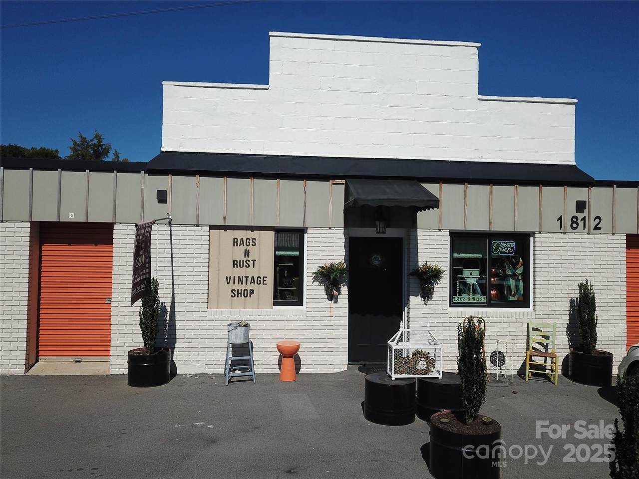 1812 Mooresville Road - Photo 1