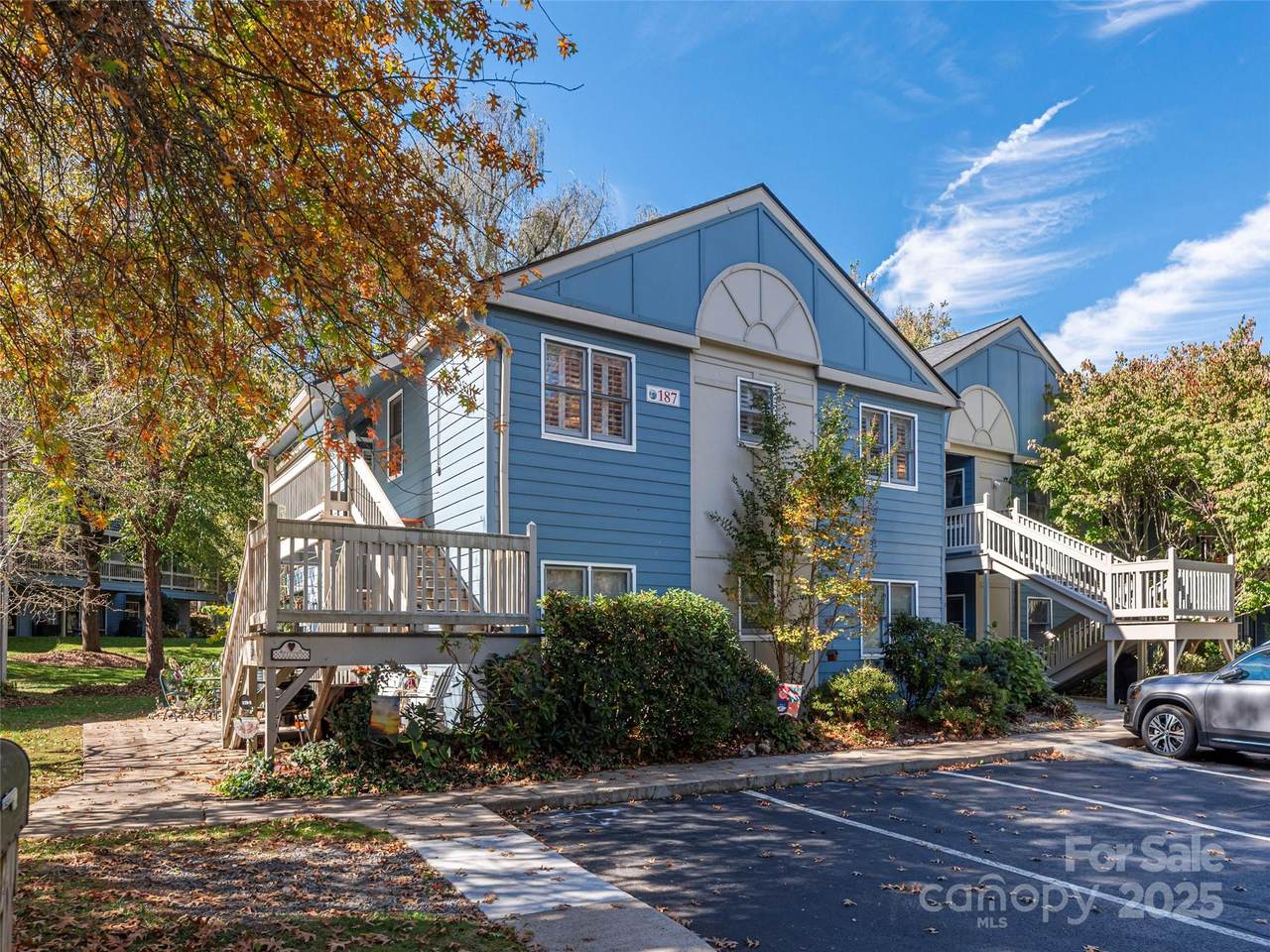 187 Tri Vista Drive - Photo 1