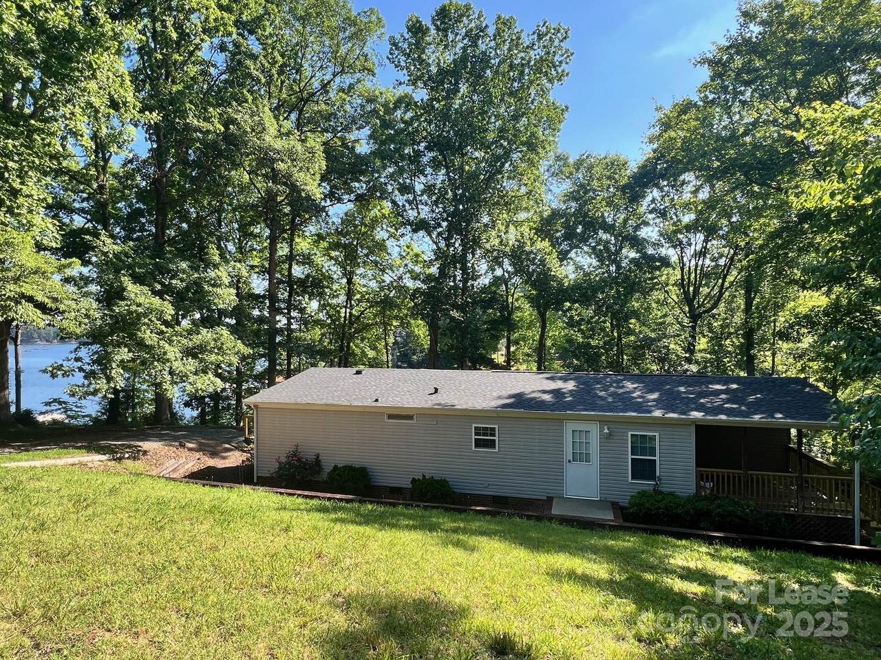 491 Robinson Road - Photo 1