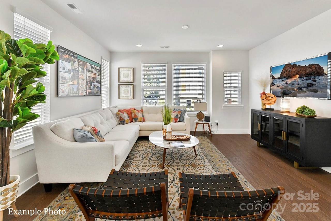 4032 Heriot Avenue - Photo 1