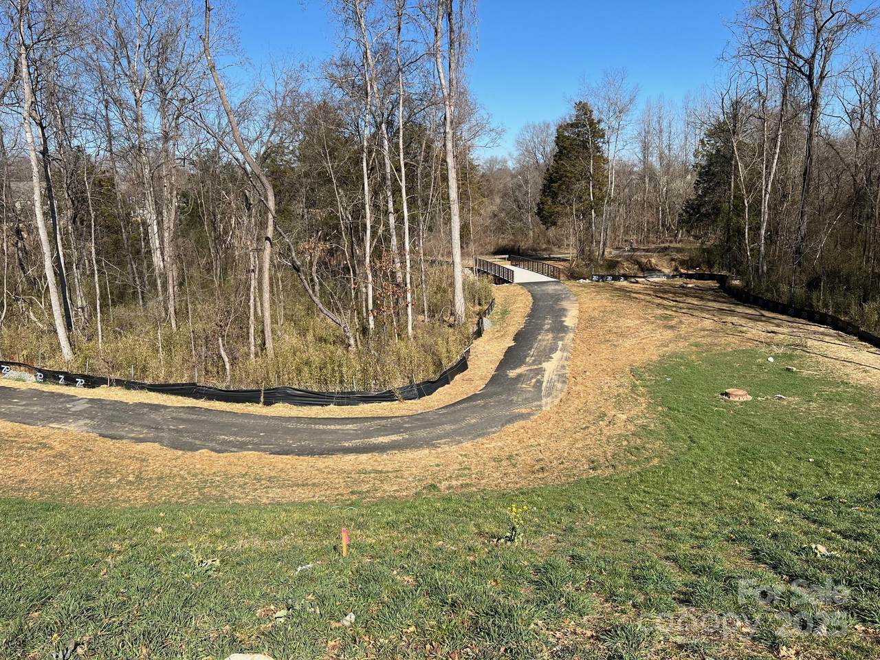 19020 Newburg Hill Road - Photo 1