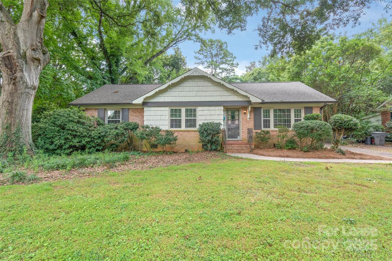 2200 Collingdale Place - Photo 1