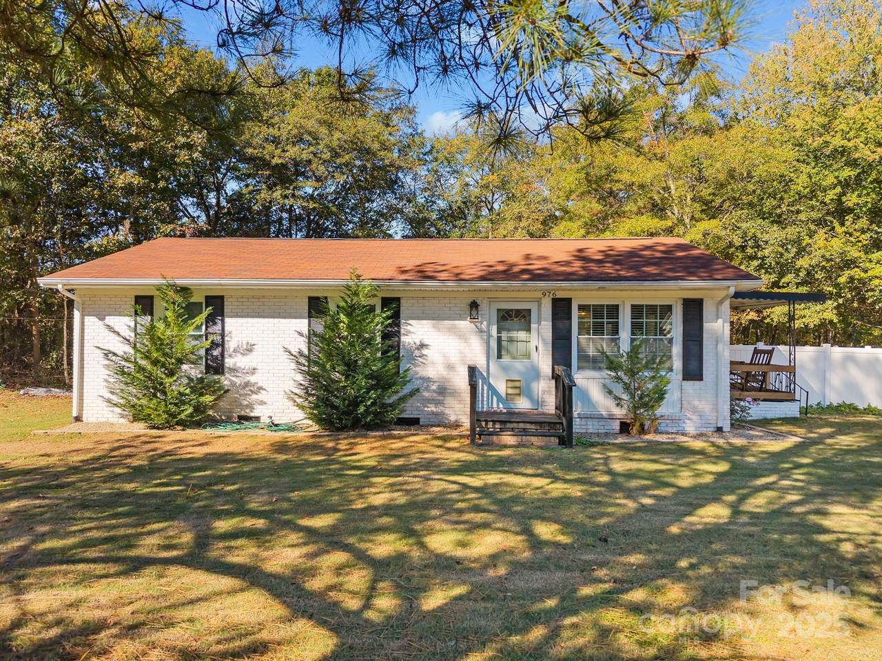 976 Ten Oaks Drive - Photo 1