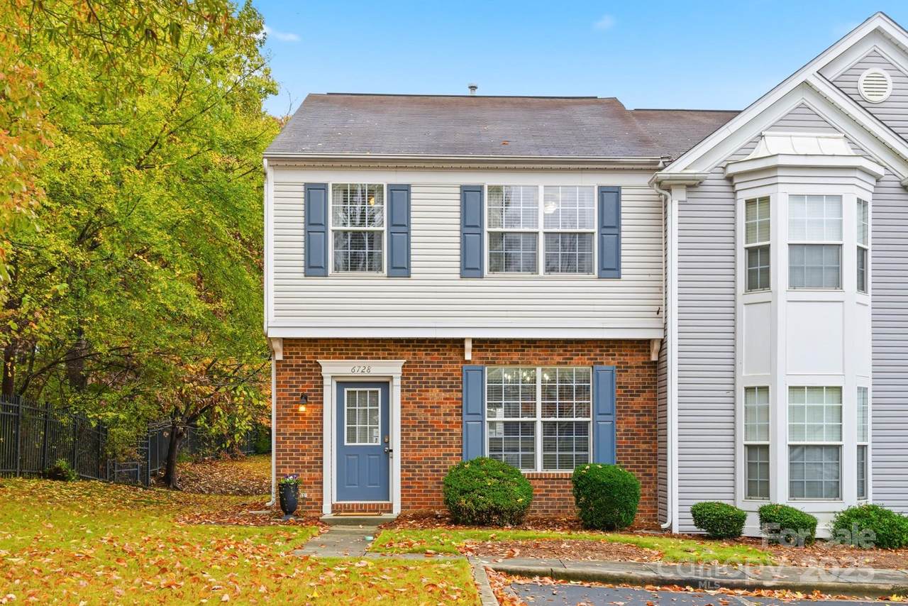 6728 Rothchild Drive - Photo 1