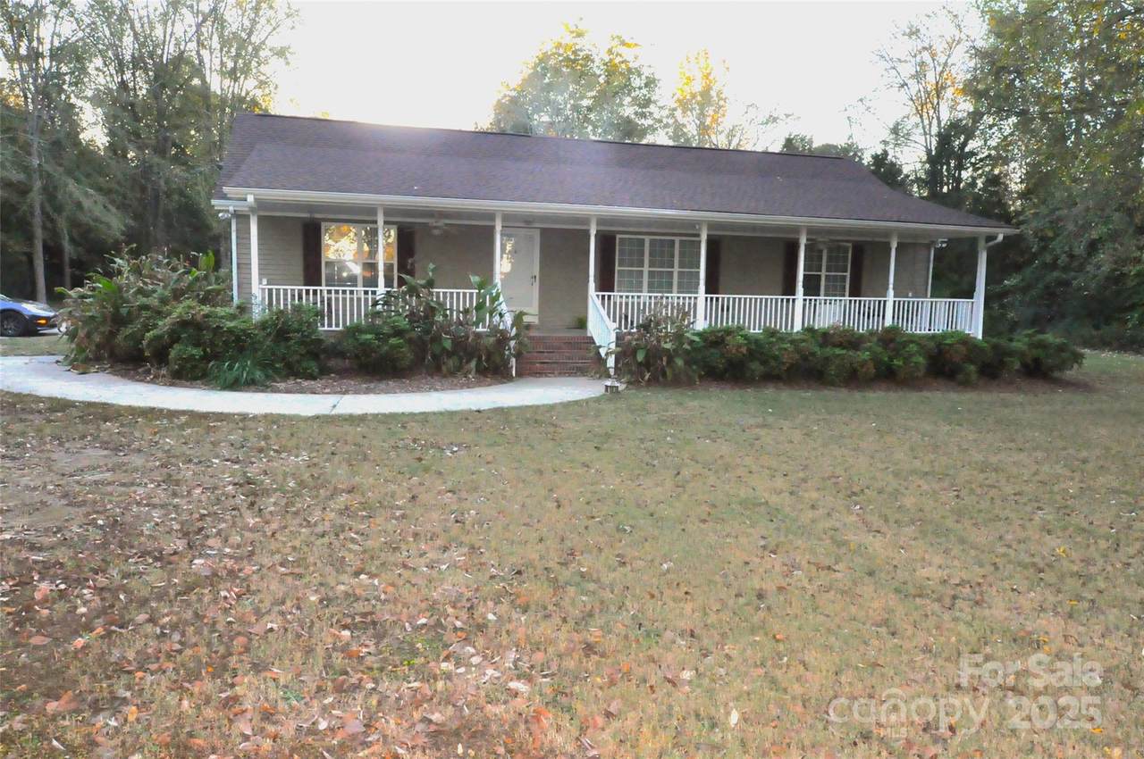 1126 Williamsville Church Road - Photo 1