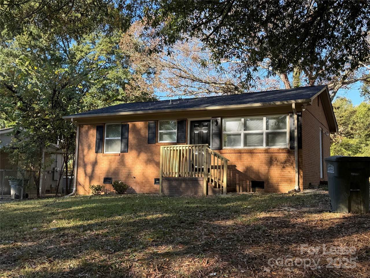 431 Red Tip Lane - Photo 1