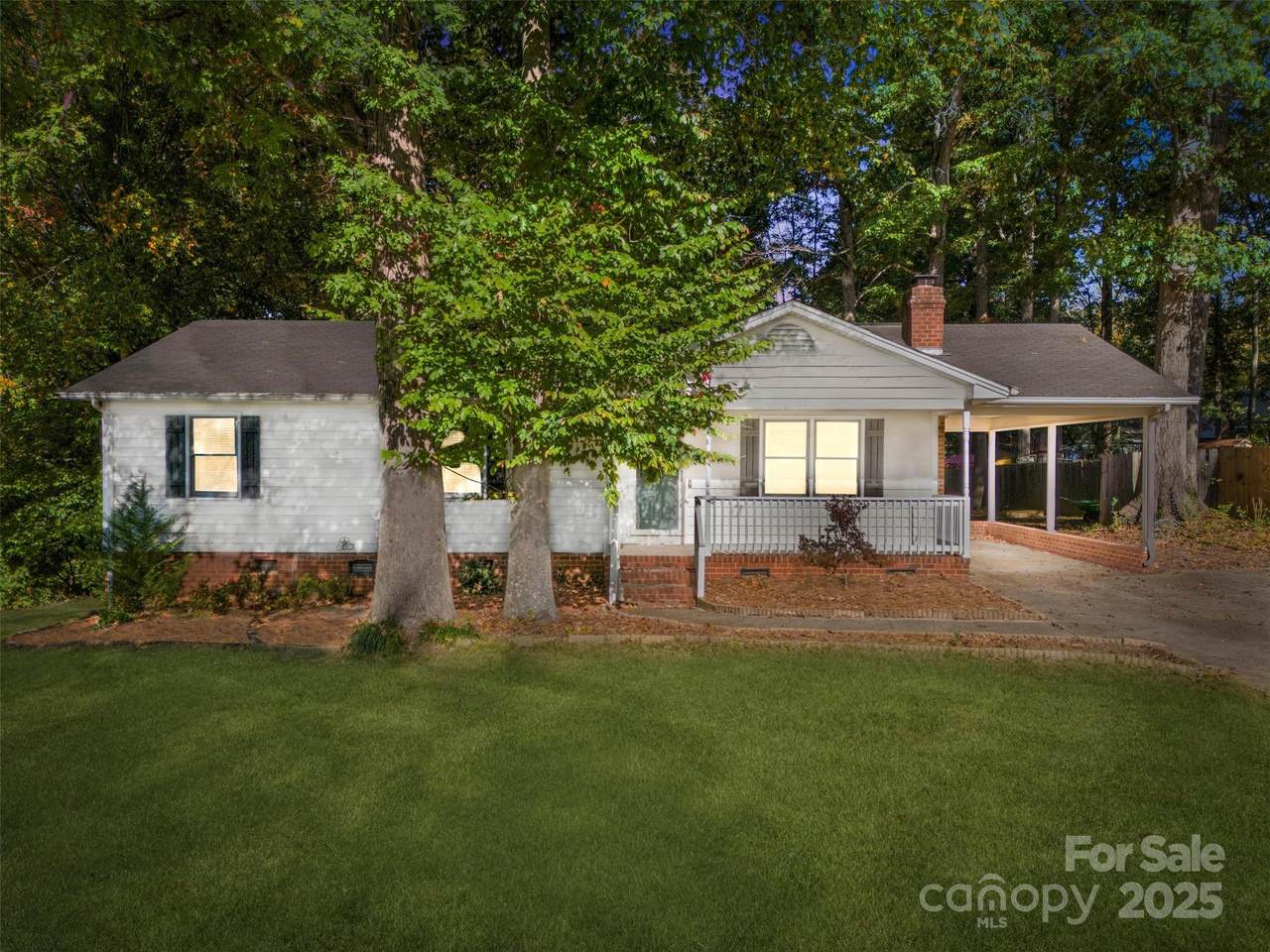 240 Vermont Drive - Photo 1