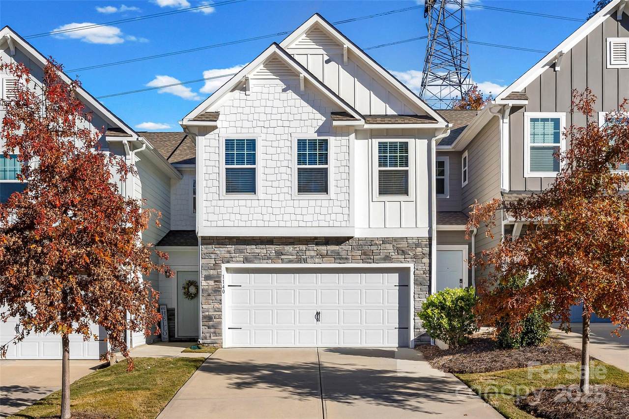 1140 Streamside Lane - Photo 1