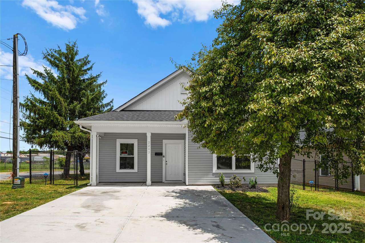 2205 Julia Avenue - Photo 1