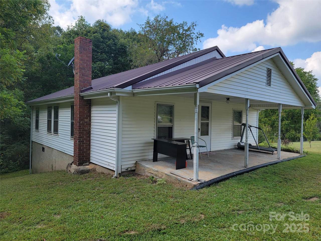 1004 Pine Mountain Road - Photo 1