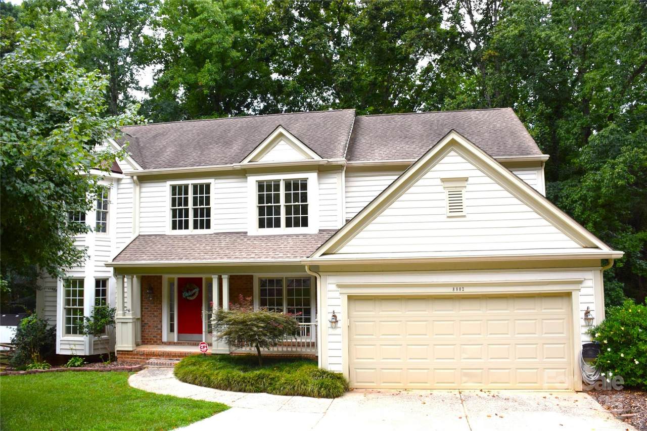 8802 Glenside Street - Photo 1