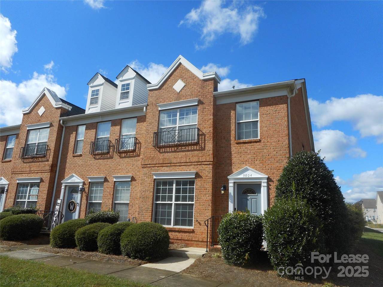 3804 York Alley - Photo 1