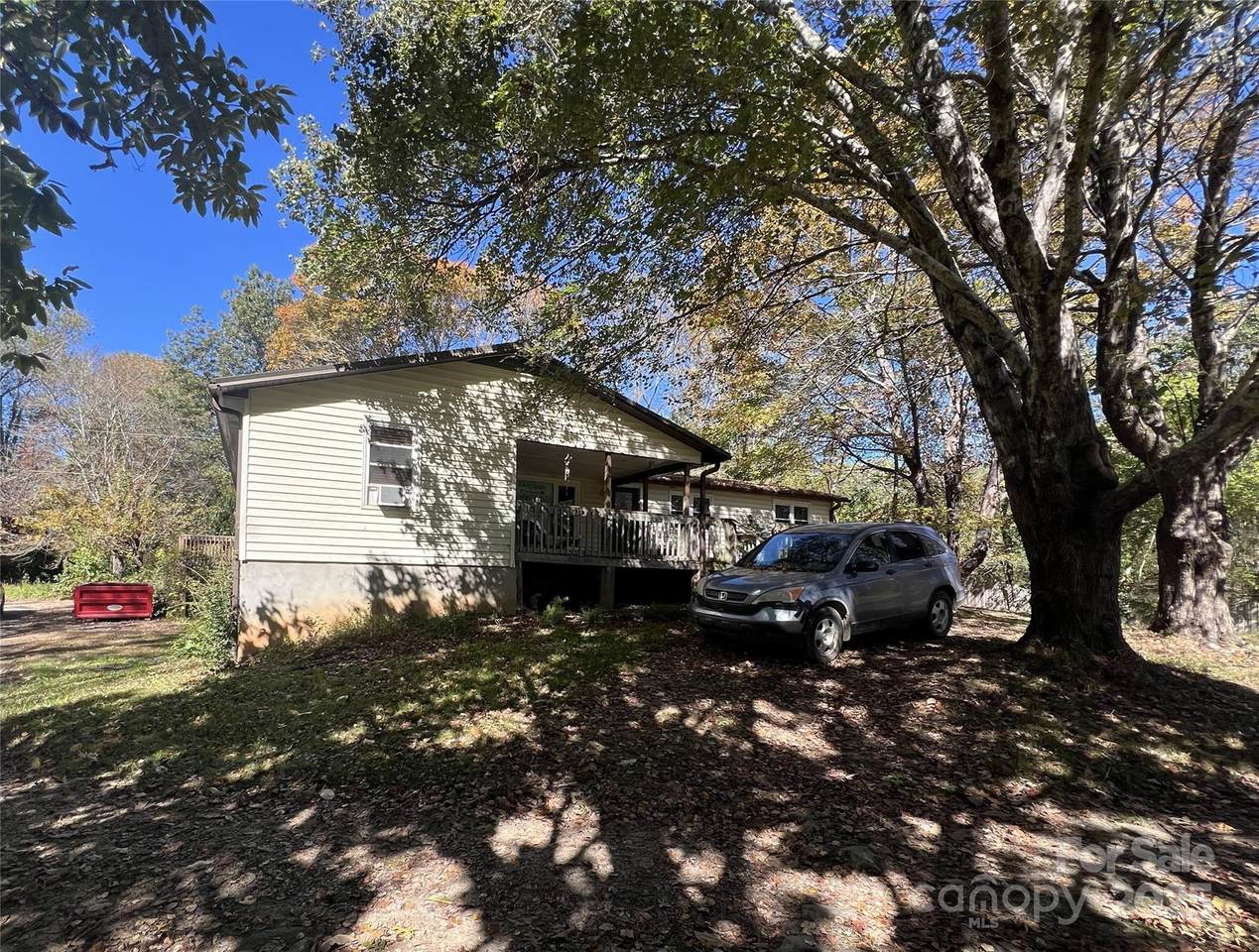 180 Whispering Pines Drive - Photo 1