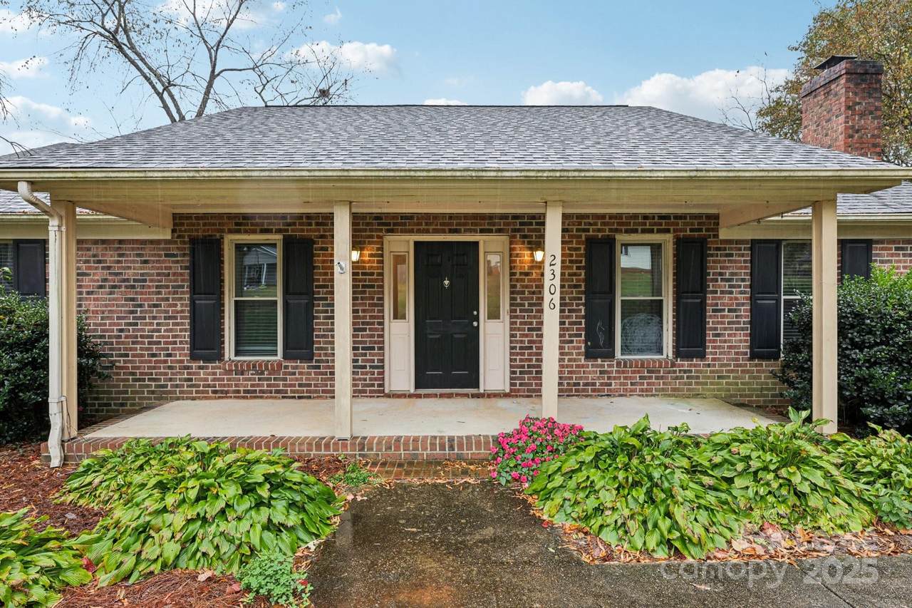 2306 Scalybark Road - Photo 1