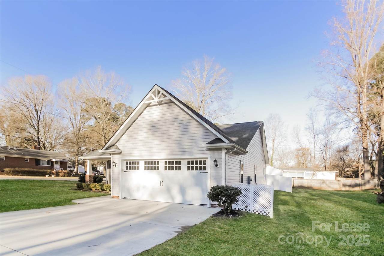 85 Winecoff Avenue - Photo 1