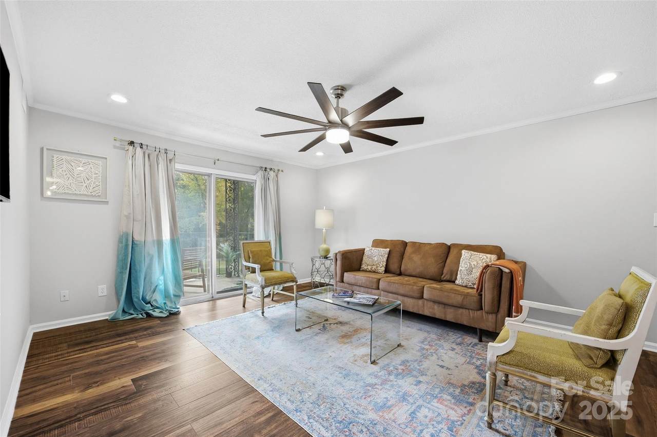 4739 Hedgemore Drive - Photo 1