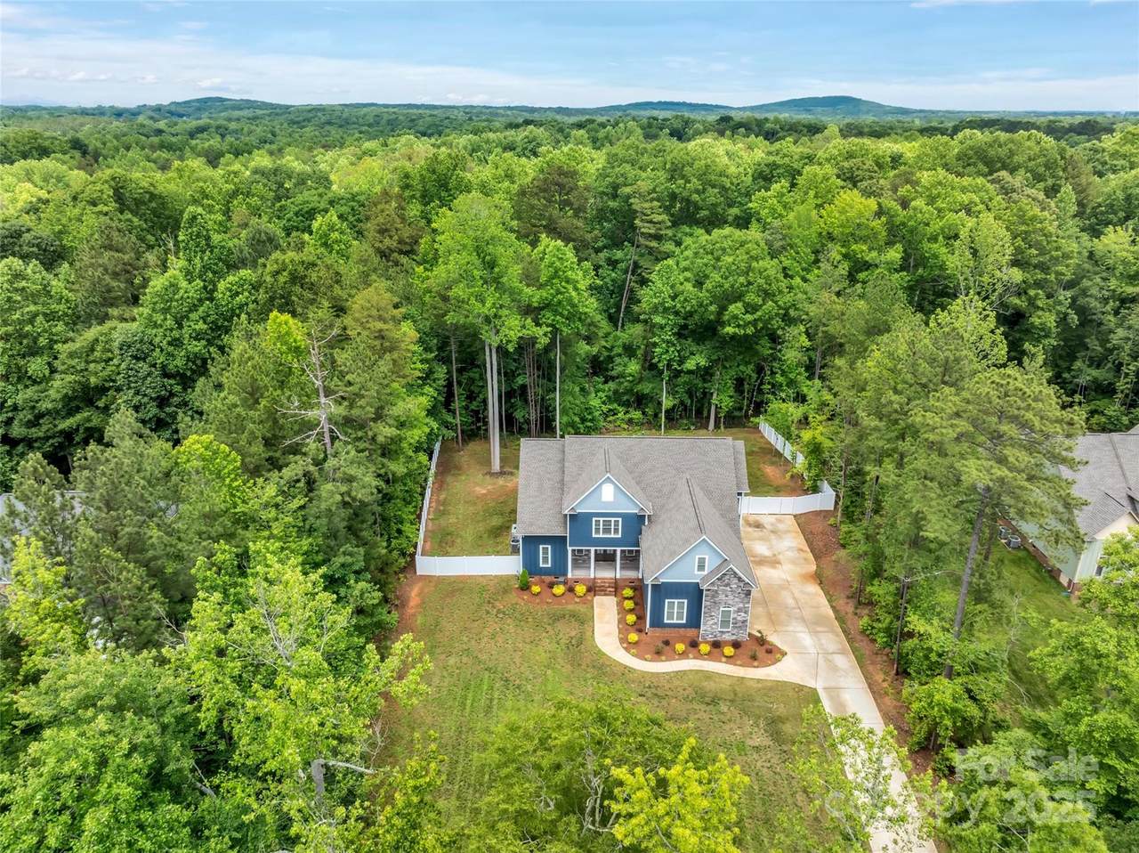 1622 Hunters Place Road - Photo 1