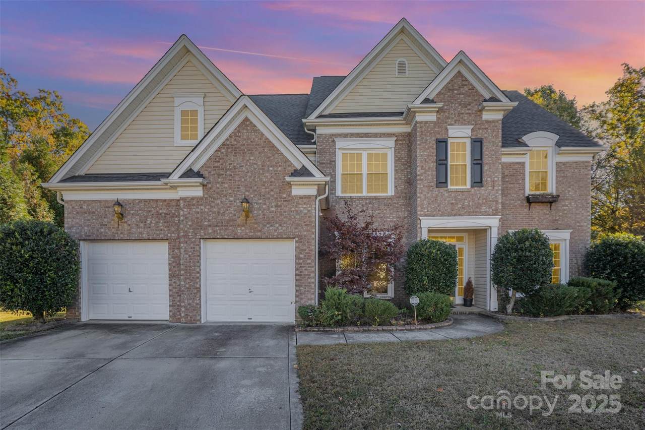 4901 Riverview Drive - Photo 1