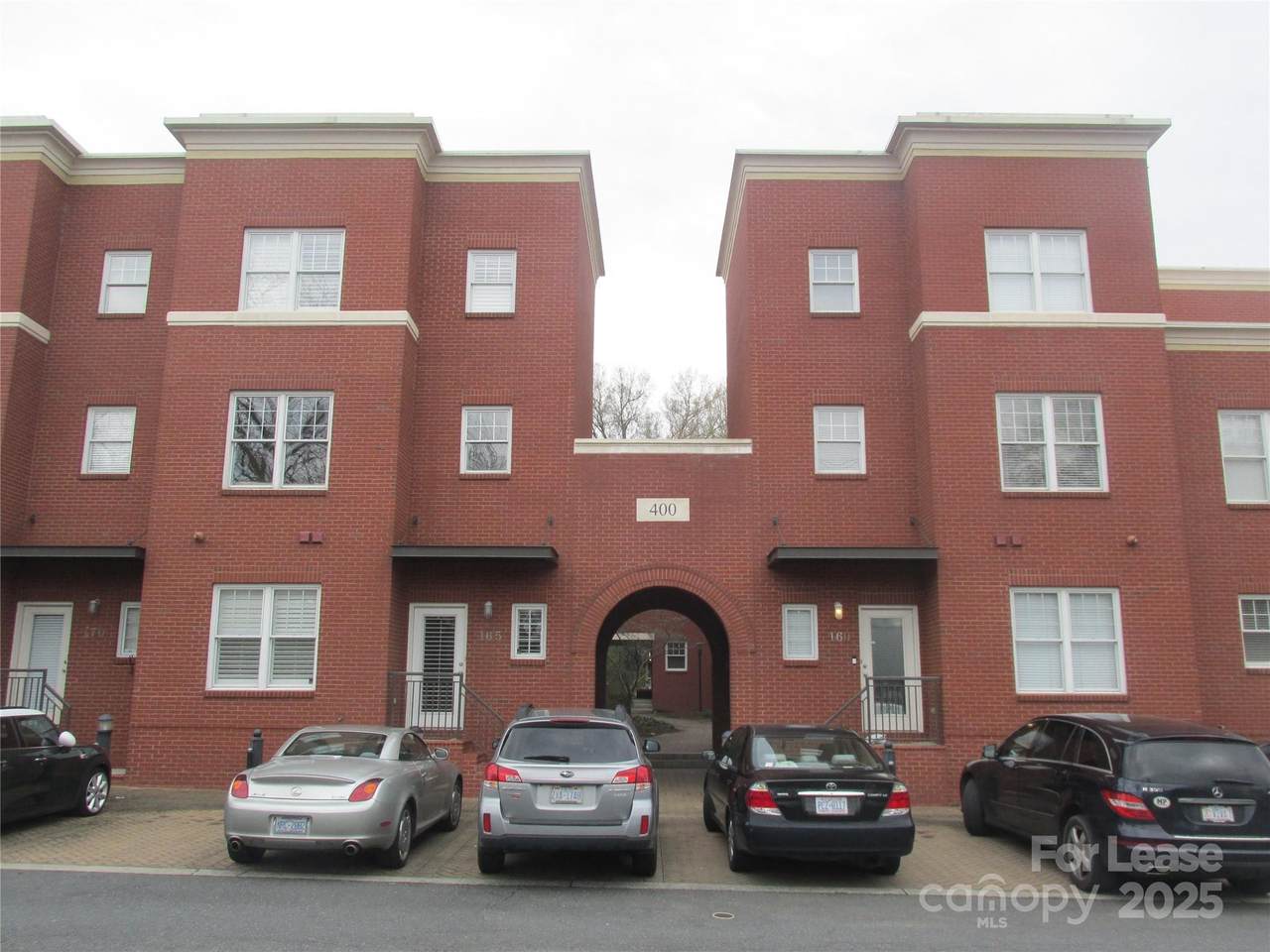 400 Clarice Avenue - Photo 1