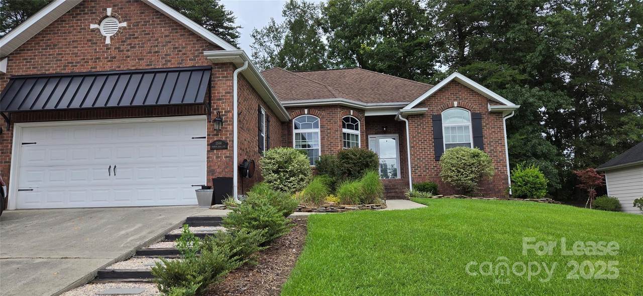 1144 Blowing Rock Cove - Photo 1