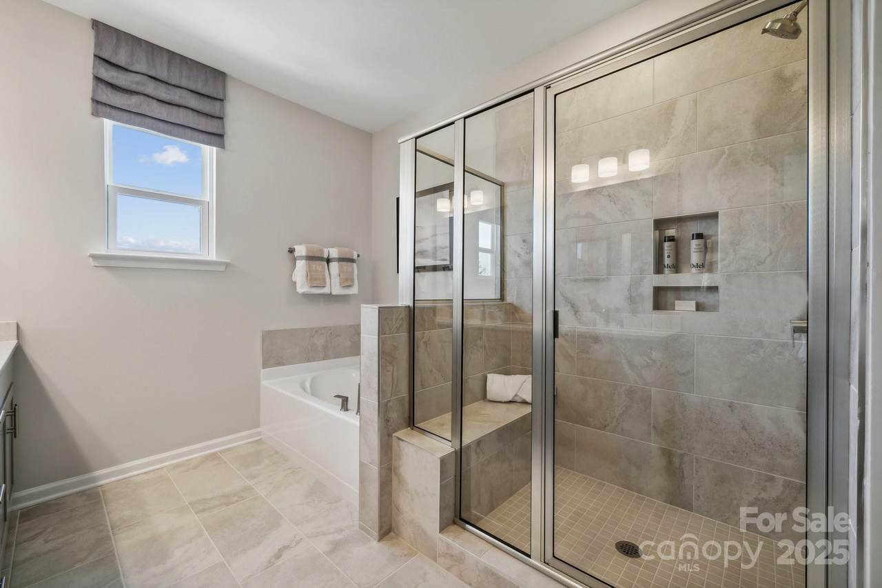 3156 Beacon Heights Road - Photo 1