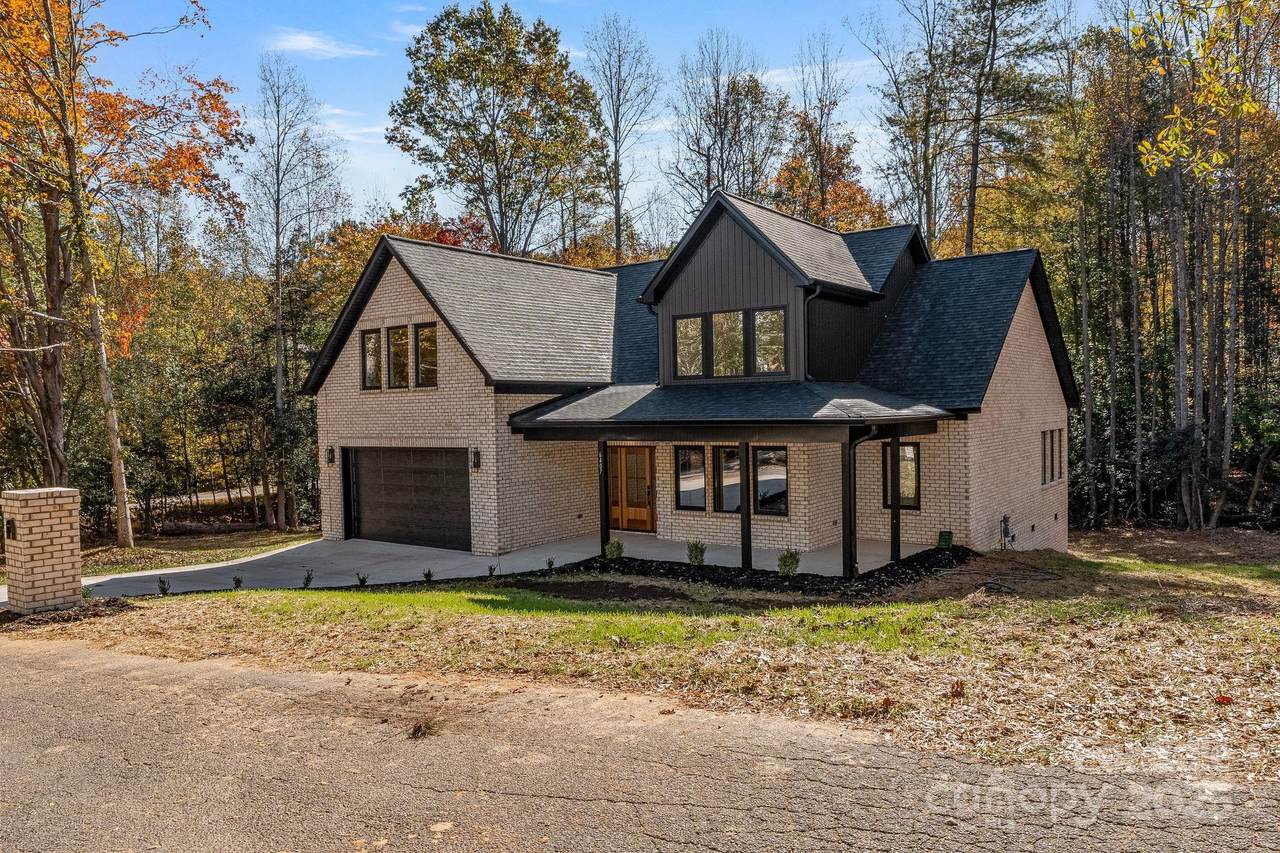 6407 Sterling Place - Photo 1