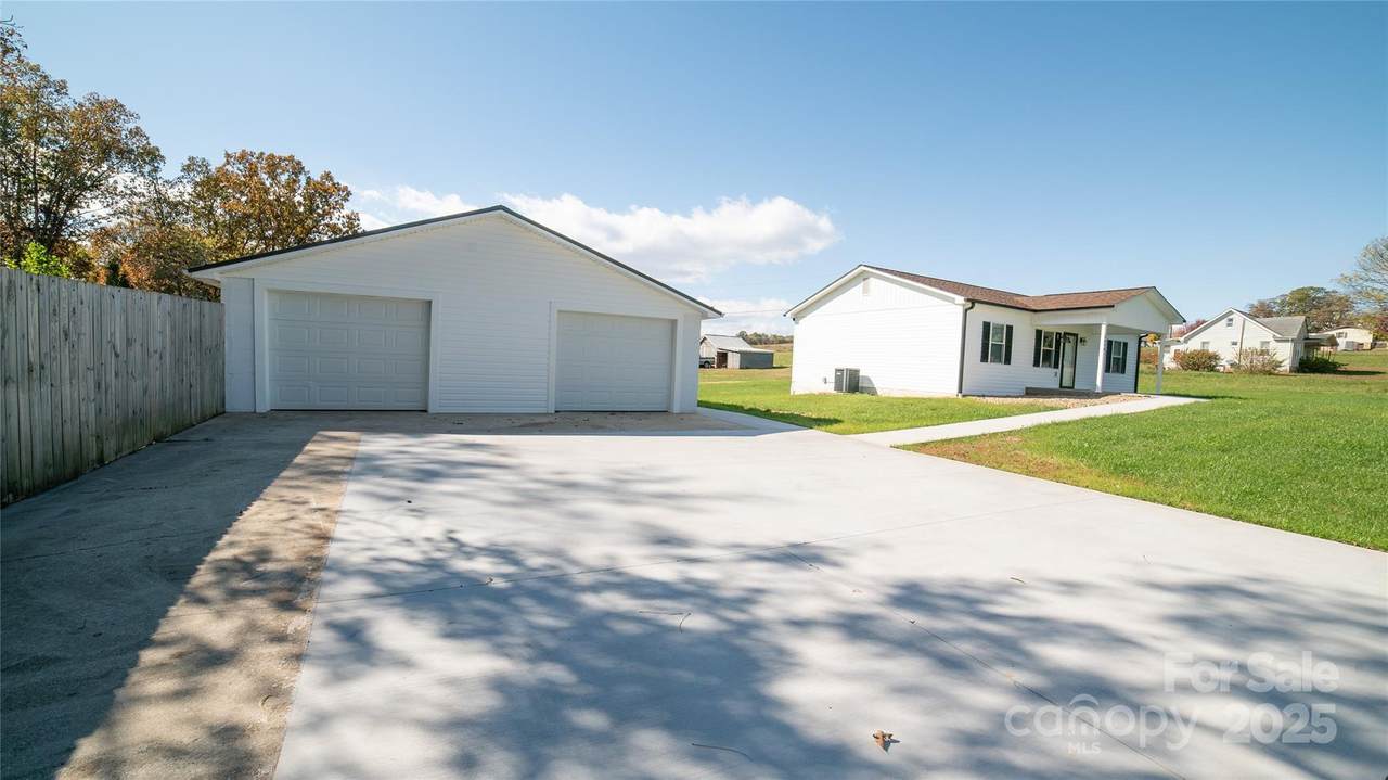 5894 Fisher Davis Road - Photo 1