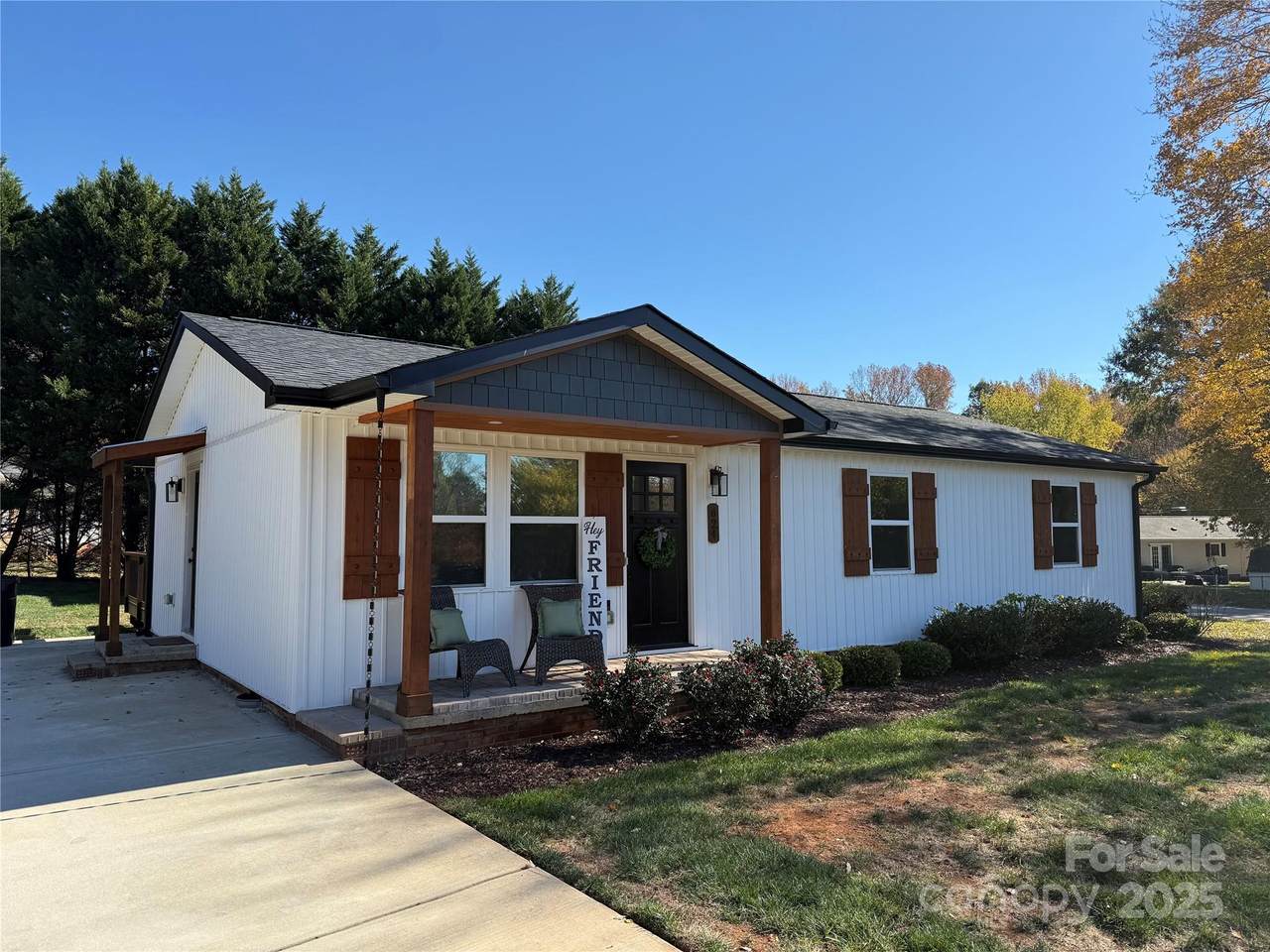 624 Cedar Grove Drive - Photo 1