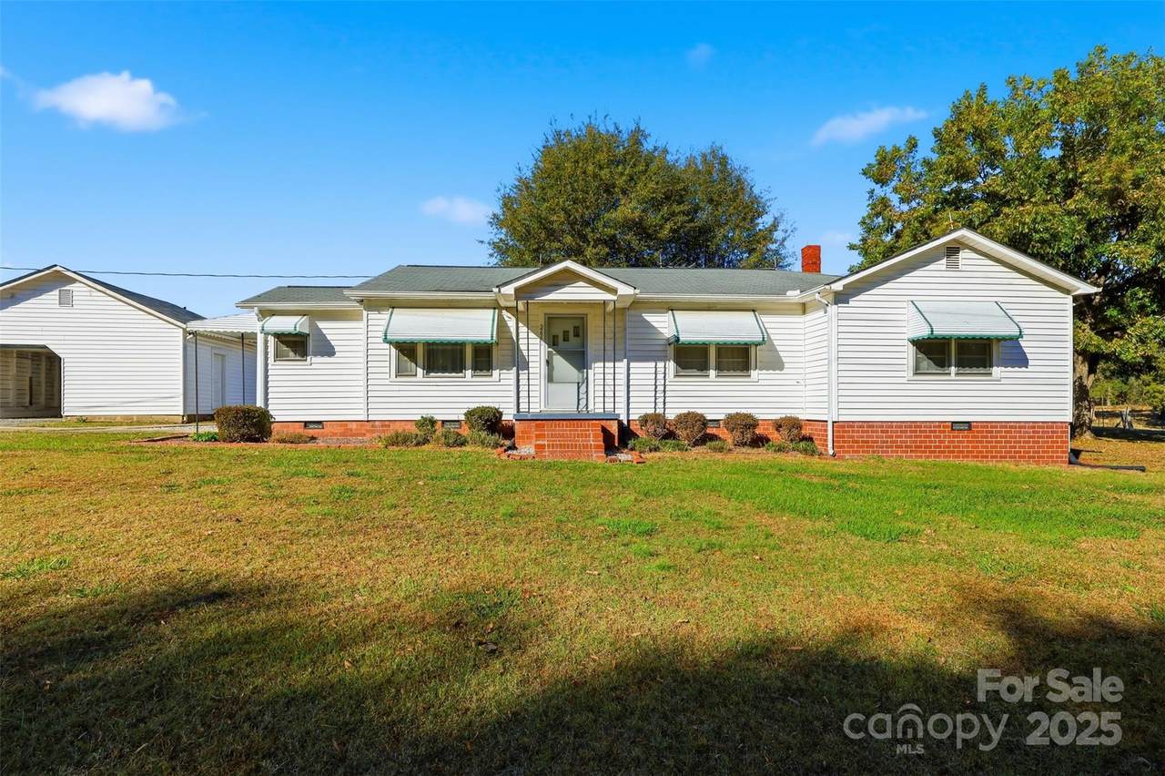 2660 Emanuel Church Road - Photo 1