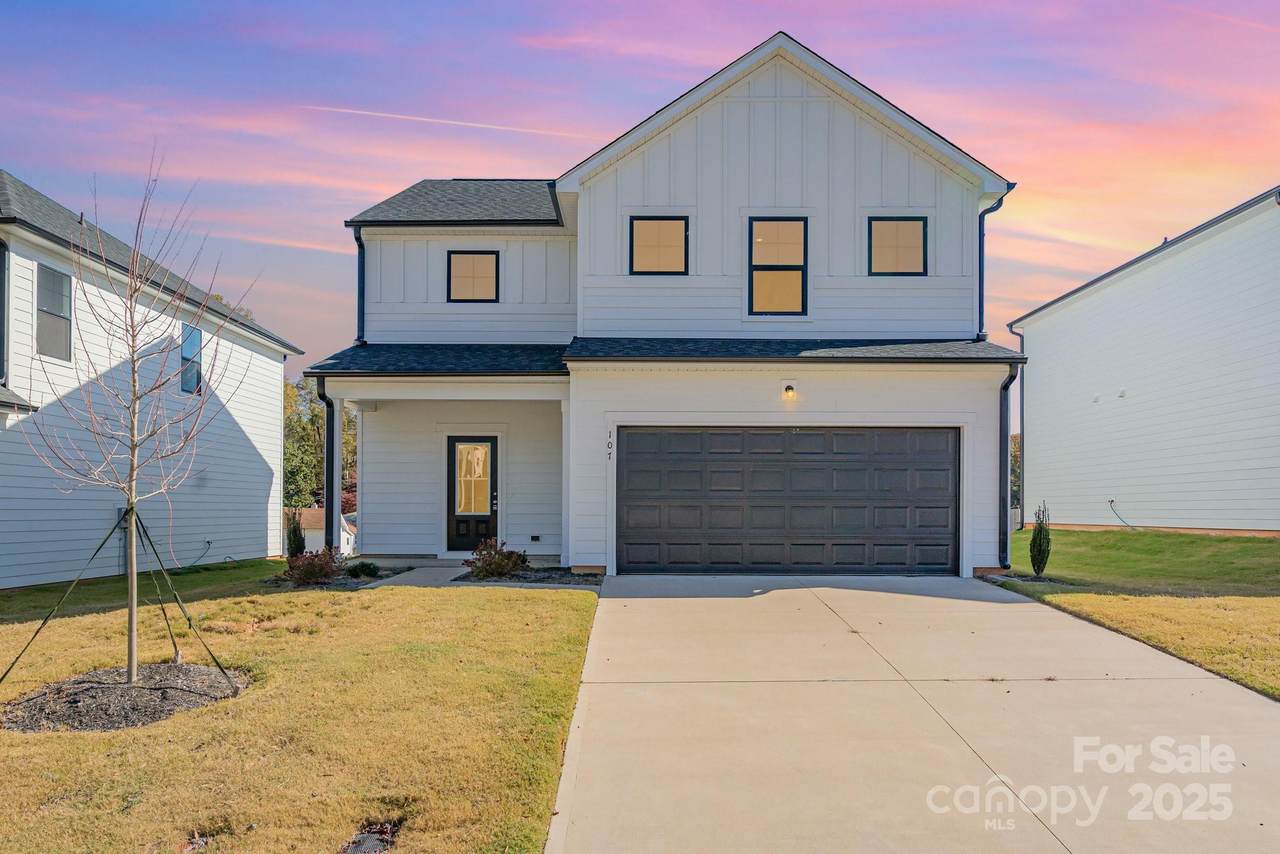 107 Silverwood Court - Photo 1