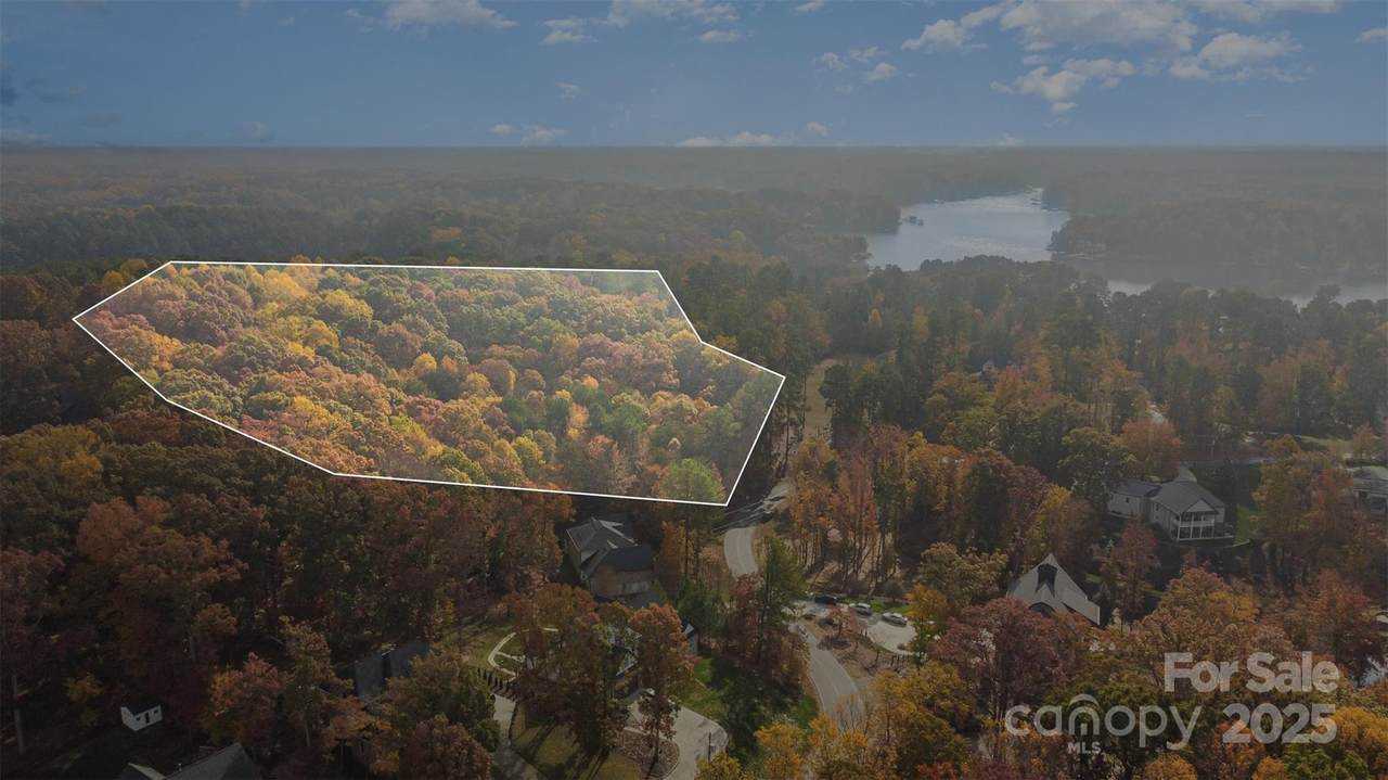 233 Greenbay Road - Photo 1