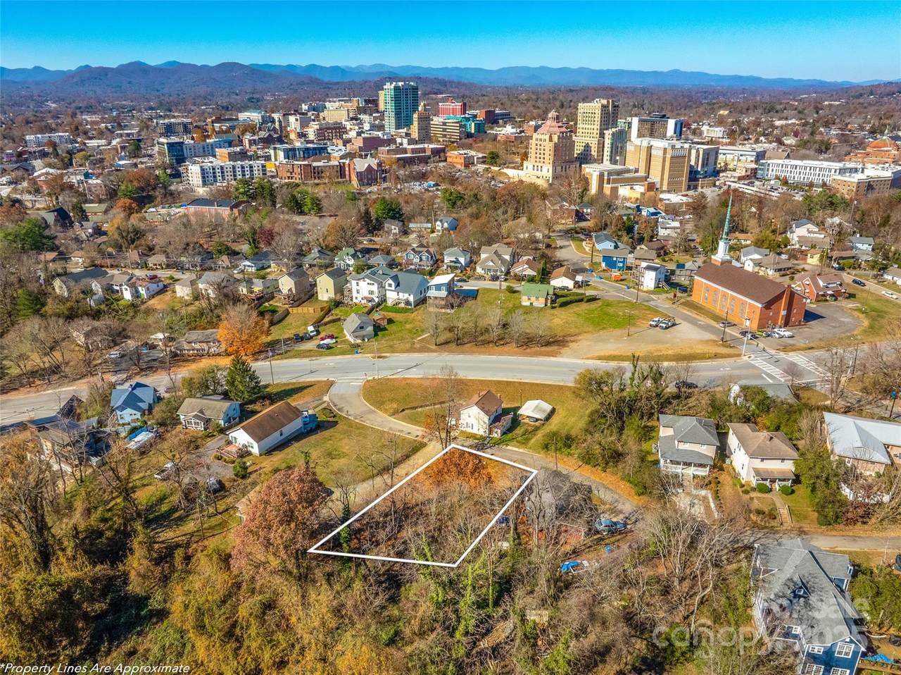 225 Beaumont Street - Photo 1