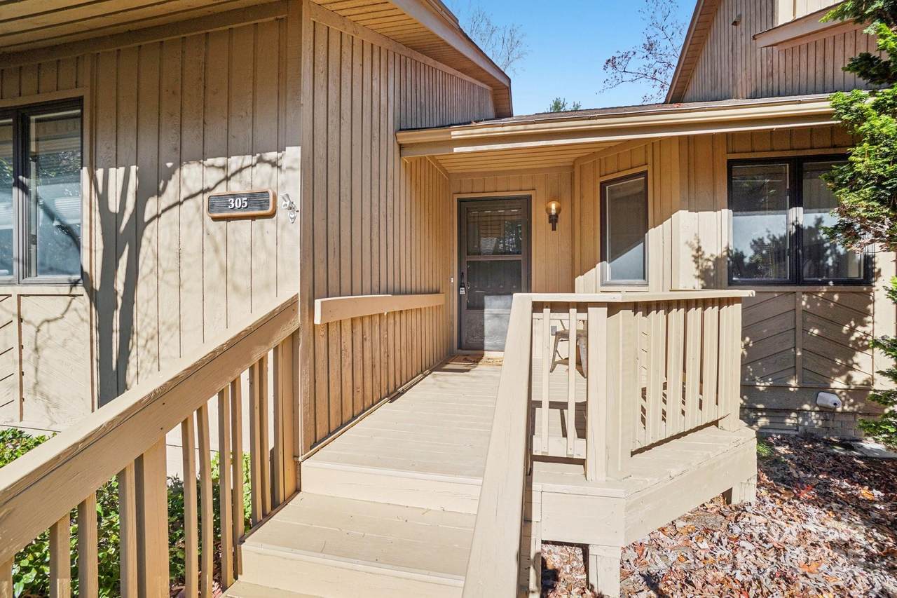 305 Scarlet Oak Lane - Photo 1